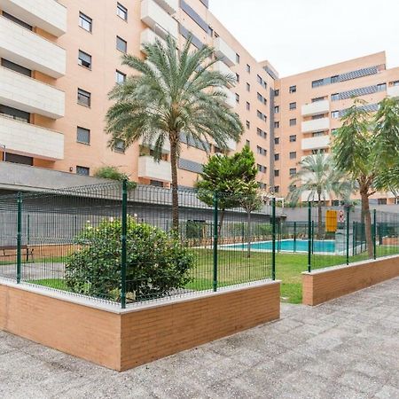 Keywise Perfect Location Next To Maria Zambrano Station, Central , Beach ,Pool And Free Parking Málaga Buitenkant foto